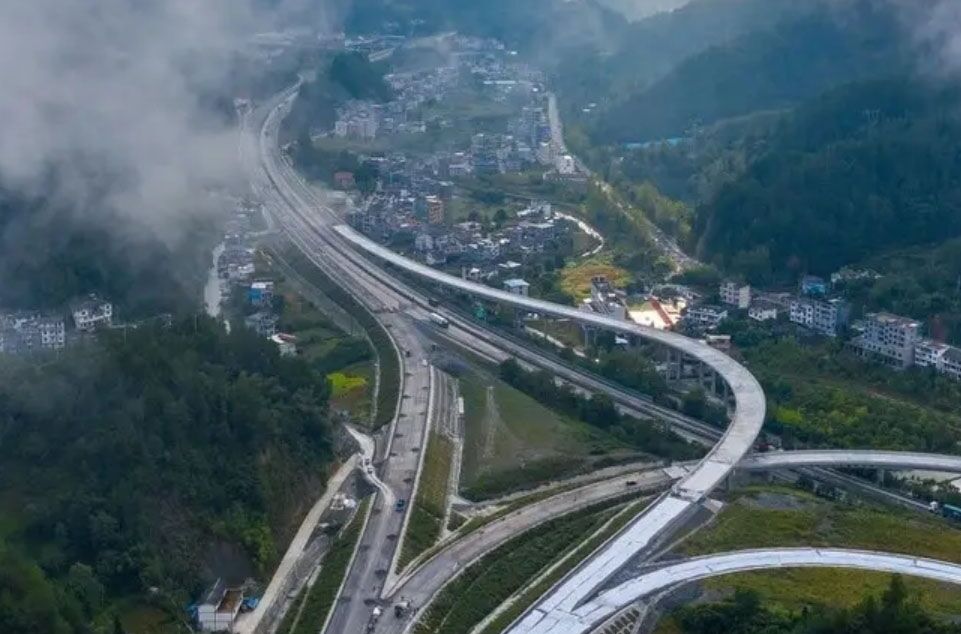 石柱至黔江高速公路安全質量監管一體化系統
